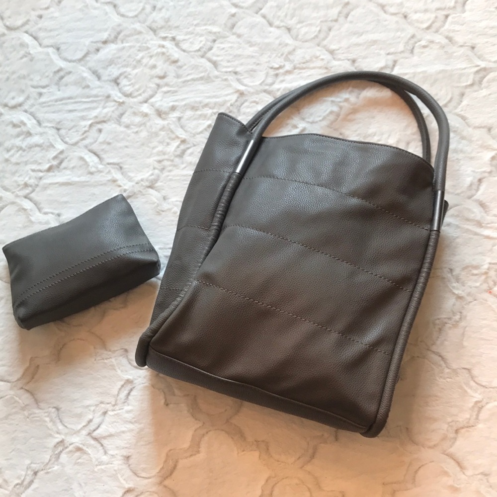 NWOT Neiman Marcus Dark gray tote bag+makeup bag